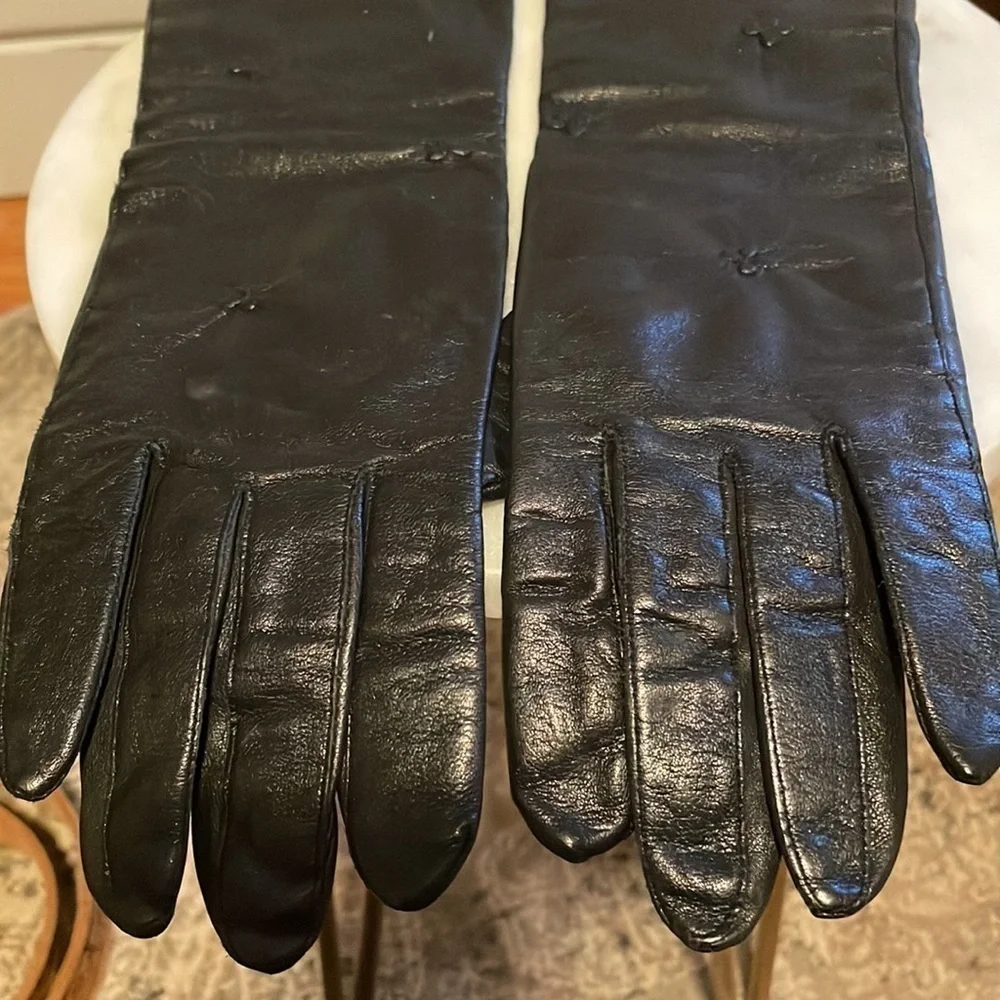 VINTAGE LONG LEATHER GLOVES SZ M
